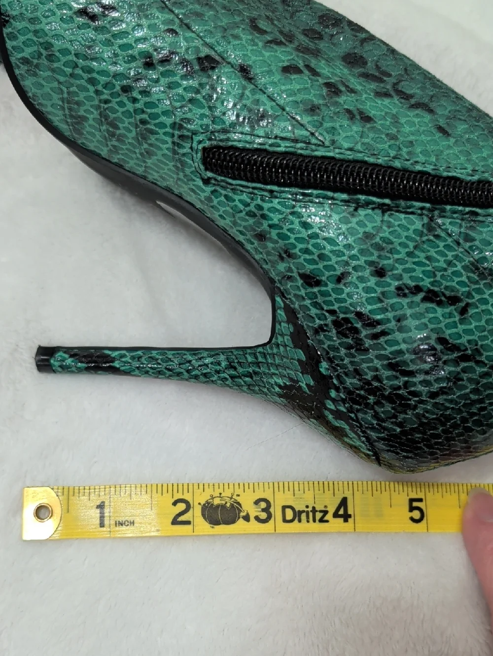 Green Snake-Print Thigh High Heeled Boots - Picture 10 of 12